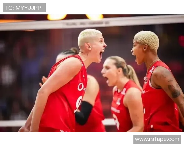 土耳其女排迎战加拿大队力争在世锦赛中取得佳绩 土耳其女排迎战加拿大队力争在世锦赛中取得佳绩