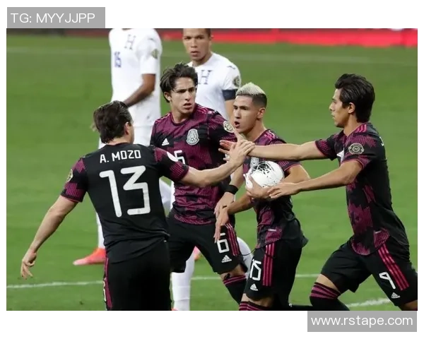 日韩足球强势对抗美国墨西哥谁能在国际赛场上笑到最后