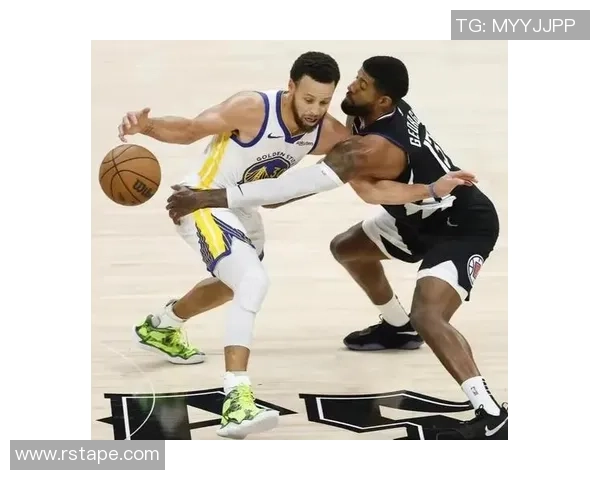 波黑与荷兰激战正酣赛果揭晓引发球迷热议