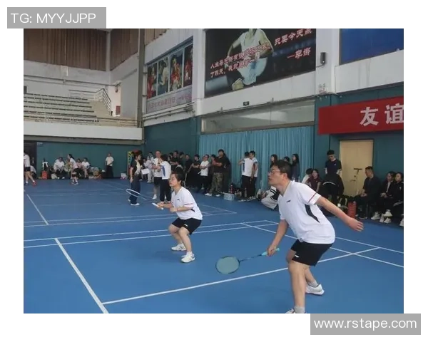 羽毛球的魅力与团队精神：深入了解杭州羽毛球队的默契配合与训练秘诀